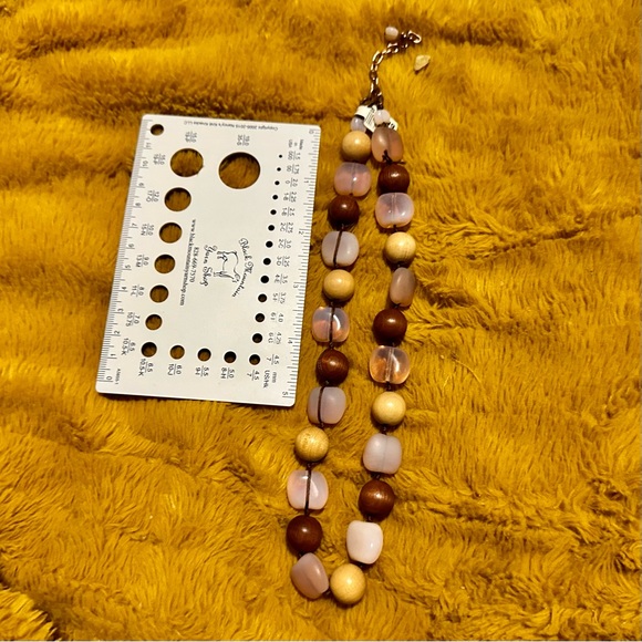 NWT Pink & Brown Bead Necklace by SoGood - Picture 7 of 7